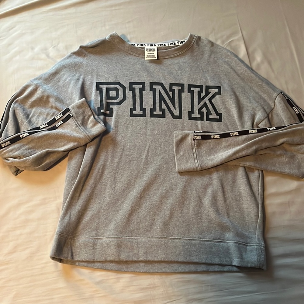 PINK Women’s Grey Crewneck